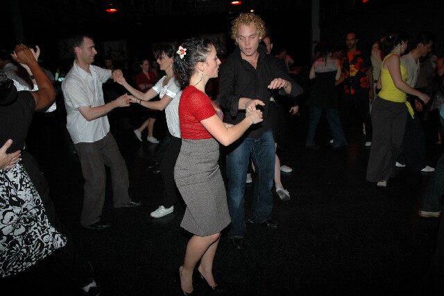 min 2007 11 10 fous swing 433